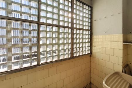 Apartamento à venda com 61m², 2 quartos e 1 vaga Apartamento à venda com 61m², 2 quartos e 1 vagaÁrea de Serviço