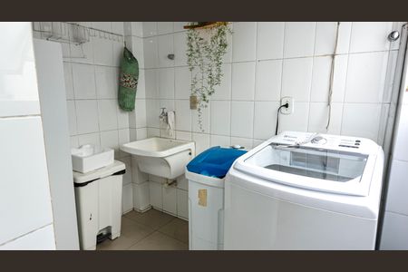 Apartamento à venda com 206m², 3 quartos e 1 vagaÁrea de Serviço