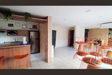 Apartamento à venda com 47m², 2 quartos e 1 vaga Apartamento à venda com 47m², 2 quartos e 1 vagaÁrea comum - Salão de festas