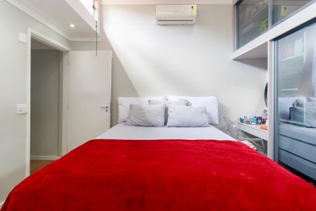 Casa à venda com 180m², 3 quartos e 1 vagaSuíte