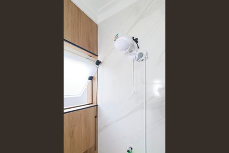 Casa à venda com 180m², 3 quartos e 1 vagaBanheiro 2