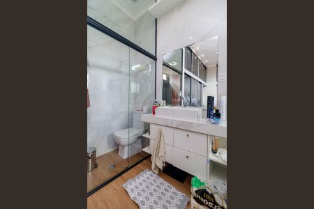 Casa à venda com 180m², 3 quartos e 1 vagaSuíte - Banheiro