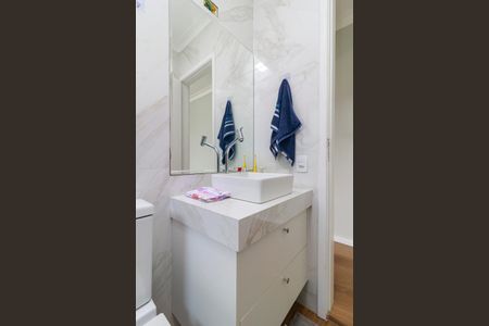 Casa à venda com 180m², 3 quartos e 1 vagaBanheiro 2