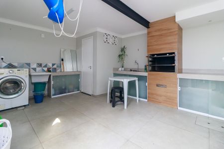 Casa à venda com 180m², 3 quartos e 1 vagaChurrasqueira - Área de Serviço