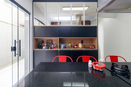 Casa à venda com 180m², 3 quartos e 1 vagaCozinha