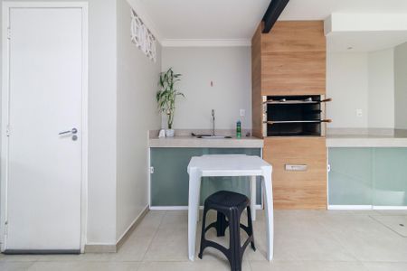 Casa à venda com 180m², 3 quartos e 1 vagaChurrasqueira - Área de Serviço