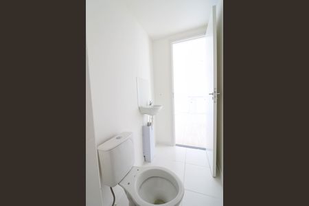Apartamento à venda com 31m², 2 quartos e sem vaga Apartamento à venda com 31m², 2 quartos e sem vagaBanheiro