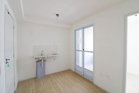 Sala / Cozinha de apartamento à venda com 2 quartos, 31m² em Vila Plana, São Paulo