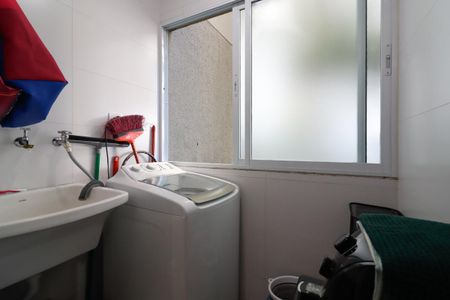 Apartamento para alugar com 48m², 2 quartos e 1 vaga Apartamento para alugar com 48m², 2 quartos e 1 vagaCozinha e Área de Serviço