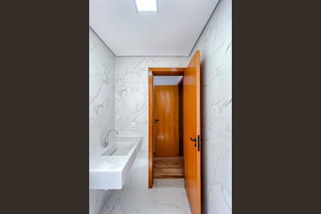 Casa à venda com 200m², 3 quartos e 3 vagas Casa à venda com 200m², 3 quartos e 3 vagasBanheiro da Suíte