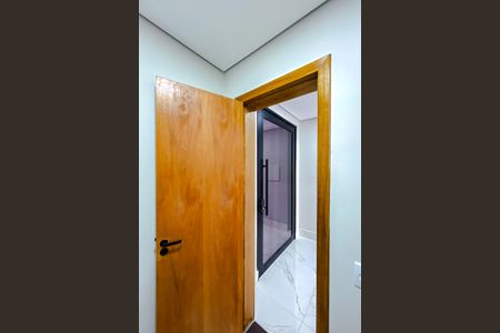 Casa à venda com 200m², 3 quartos e 3 vagas Casa à venda com 200m², 3 quartos e 3 vagasLavabo