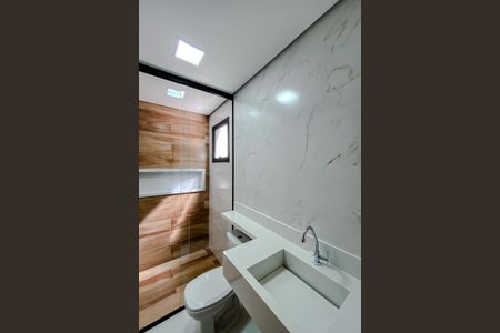 Casa à venda com 200m², 3 quartos e 3 vagas Casa à venda com 200m², 3 quartos e 3 vagasBanheiro da Suíte 2