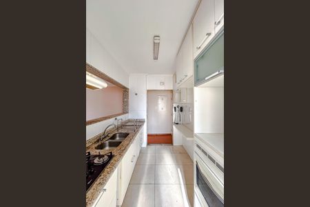 Apartamento para alugar com 72m², 3 quartos e 2 vagasCozinha