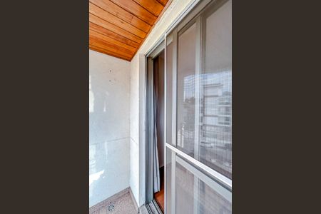 Apartamento para alugar com 72m², 3 quartos e 2 vagasVaranda