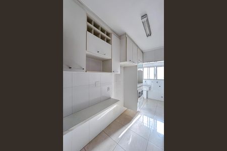 Apartamento para alugar com 72m², 3 quartos e 2 vagasCozinha