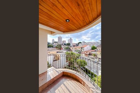 Apartamento para alugar com 72m², 3 quartos e 2 vagasVaranda