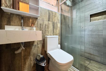Apartamento à venda com 61m², 2 quartos e 1 vagaBanheiro Social