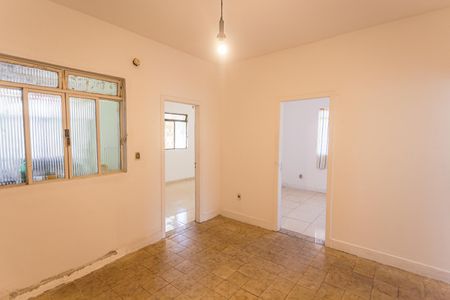 Casa para alugar com 120m², 3 quartos e 1 vaga Casa para alugar com 120m², 3 quartos e 1 vagaSala