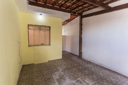 Garagem/Entrada de casa para alugar com 3 quartos, 120m² em Pompéia, Belo Horizonte