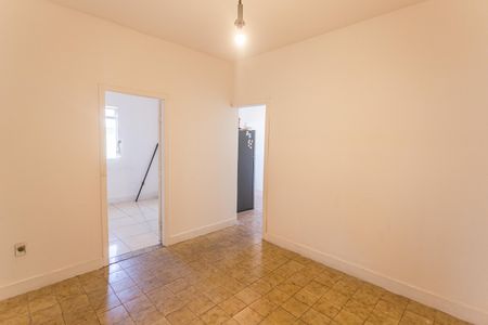 Casa para alugar com 3 quartos, 120m² em Pompéia, Belo Horizonte
