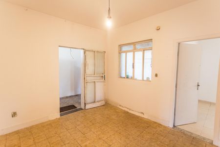 Sala de casa para alugar com 3 quartos, 120m² em Pompéia, Belo Horizonte