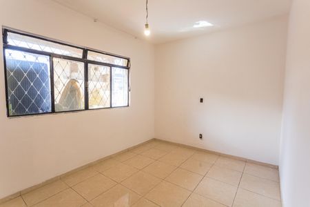 Casa para alugar com 120m², 3 quartos e 1 vaga Casa para alugar com 120m², 3 quartos e 1 vagaQuarto 1