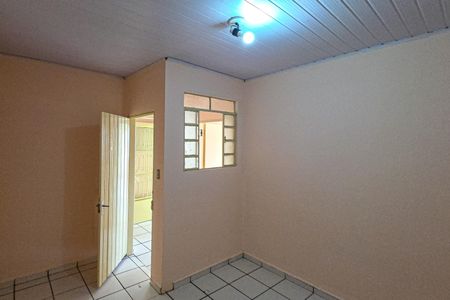 Quarto de casa para alugar com 2 quartos, 89m² em Vila Macedopolis, São Paulo