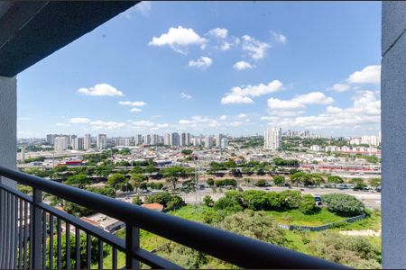 Apartamento à venda com 69m², 2 quartos e 1 vaga Apartamento à venda com 69m², 2 quartos e 1 vagaSala - Varanda