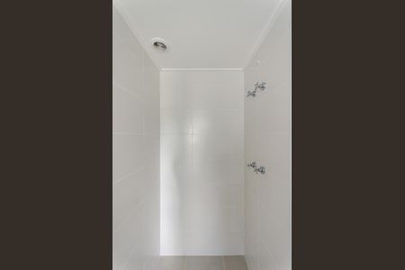 Apartamento à venda com 69m², 2 quartos e 1 vaga Apartamento à venda com 69m², 2 quartos e 1 vagaBanheiro