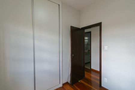 Apartamento à venda com 3 quartos, 77m² em Dona Clara, Belo Horizonte