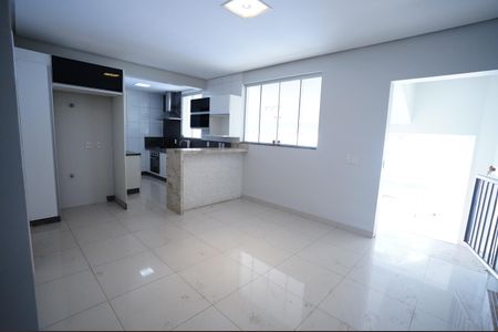 Casa de condomínio à venda com 470m², 3 quartos e 3 vagas