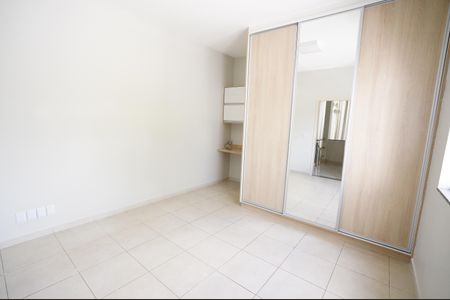 Casa de condomínio à venda com 470m², 3 quartos e 3 vagas