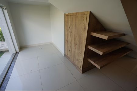 Casa de condomínio à venda com 470m², 3 quartos e 3 vagas