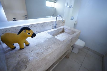 Casa de condomínio à venda com 470m², 3 quartos e 3 vagas