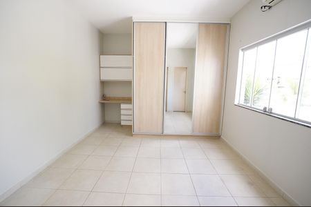 Casa de condomínio à venda com 470m², 3 quartos e 3 vagas