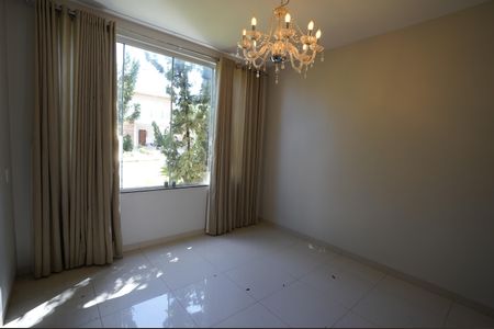 Casa de condomínio à venda com 470m², 3 quartos e 3 vagas