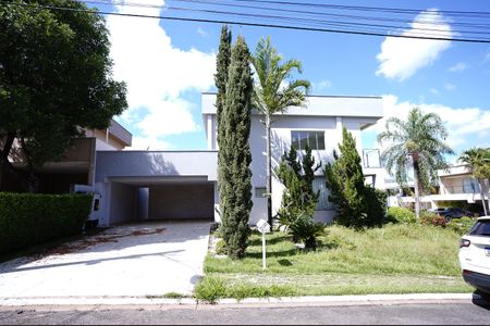 Casa de condomínio à venda com 470m², 3 quartos e 3 vagas