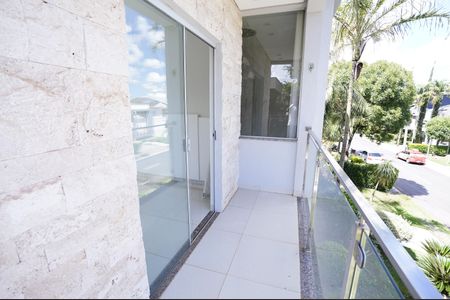 Casa de condomínio à venda com 470m², 3 quartos e 3 vagas