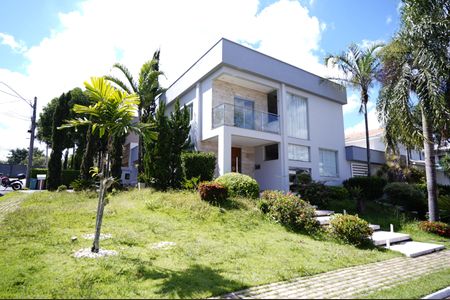Casa de condomínio à venda com 470m², 3 quartos e 3 vagas
