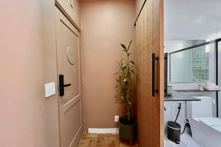 Sala  de apartamento à venda com 1 quarto, 32m² em Copacabana, Rio de Janeiro