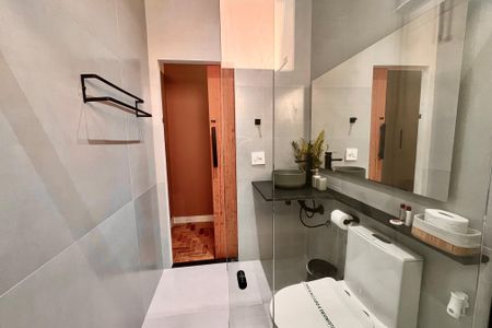 Apartamento à venda com 32m², 1 quarto e sem vagaBanheiro 