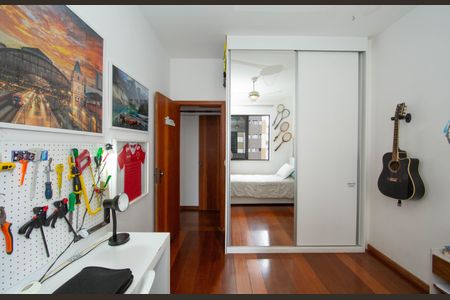 Apartamento à venda com 120m², 4 quartos e 2 vagasQUARTO1