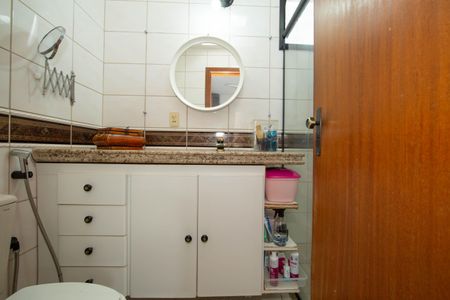 Apartamento à venda com 120m², 4 quartos e 2 vagasBANHEIRO2