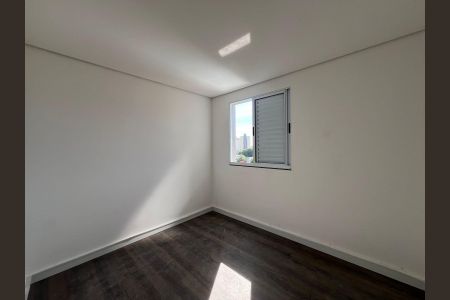 Apartamento à venda com 161m², 3 quartos e 2 vagas Apartamento à venda com 161m², 3 quartos e 2 vagasQuarto 3