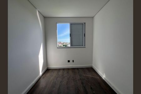 Apartamento à venda com 161m², 3 quartos e 2 vagas Apartamento à venda com 161m², 3 quartos e 2 vagasQuarto 1