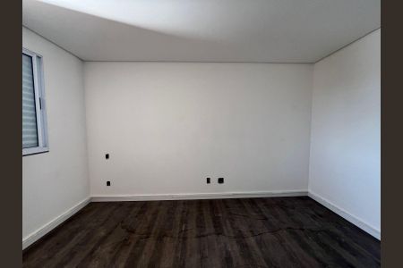 Apartamento à venda com 161m², 3 quartos e 2 vagas Apartamento à venda com 161m², 3 quartos e 2 vagasQuarto Suíte