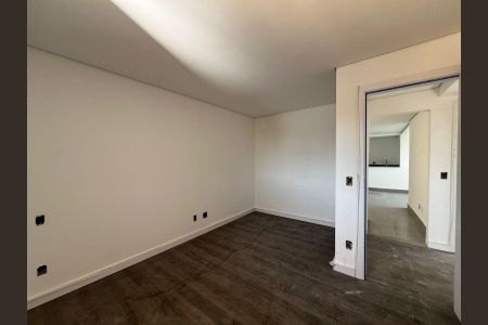 Apartamento à venda com 161m², 3 quartos e 2 vagas Apartamento à venda com 161m², 3 quartos e 2 vagasQuarto Suíte