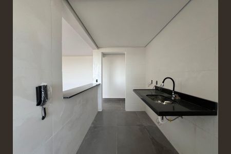 Cozinha de apartamento à venda com 3 quartos, 161m² em Ouro Preto, Belo Horizonte