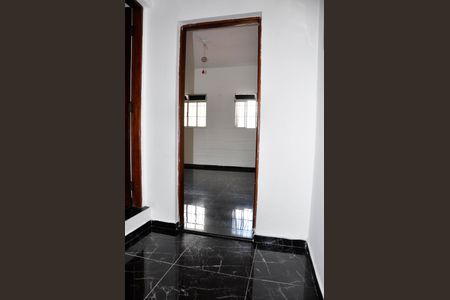 Casa para alugar com 80m², 1 quarto e sem vaga Casa para alugar com 80m², 1 quarto e sem vagaDetalhe - Corredor