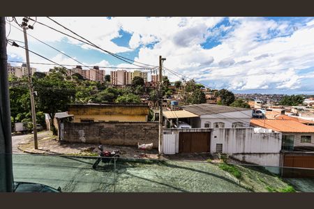 Casa à venda com 200m², 4 quartos e 2 vagasVista do Quarto 2